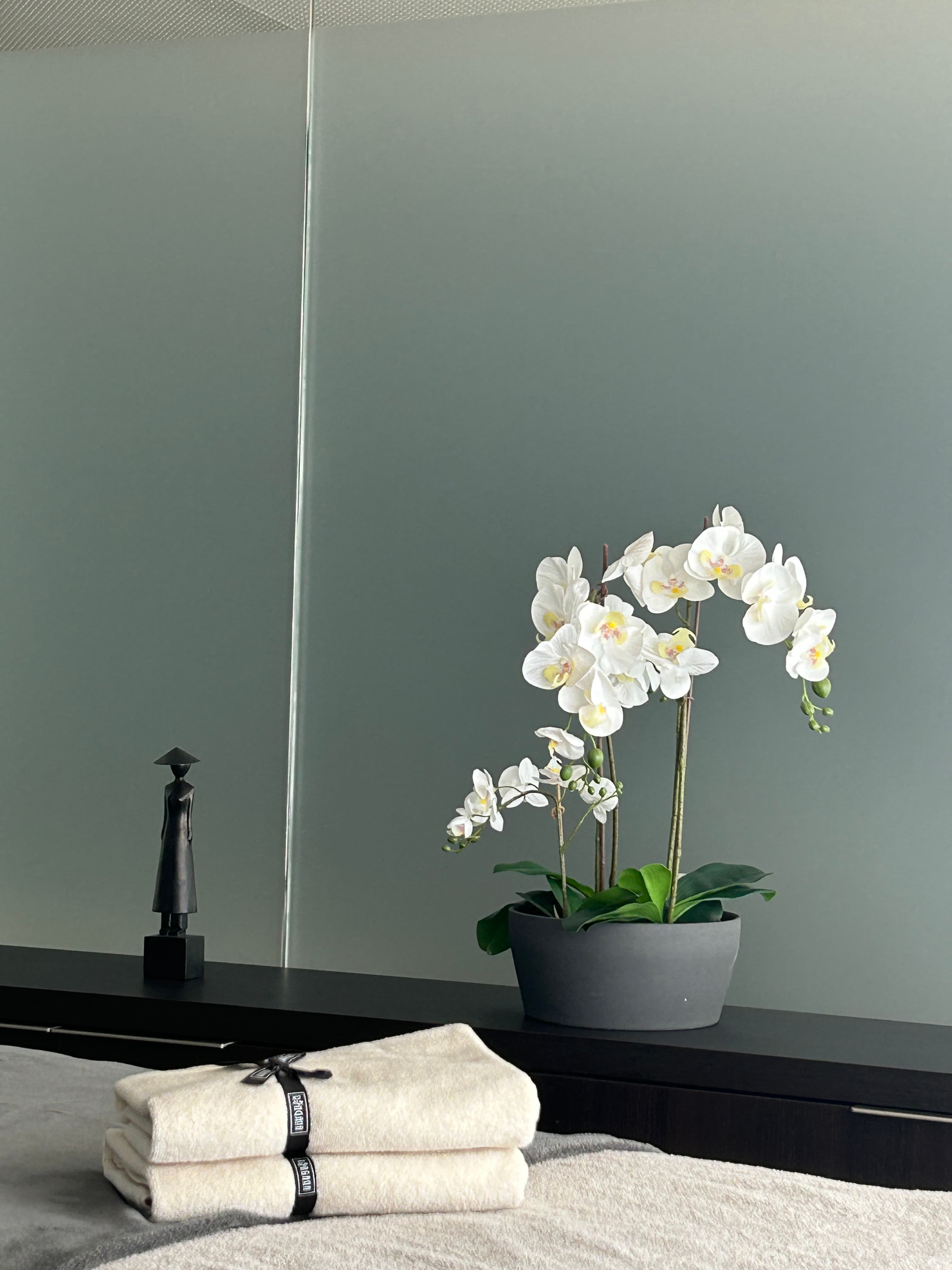 gallery 06